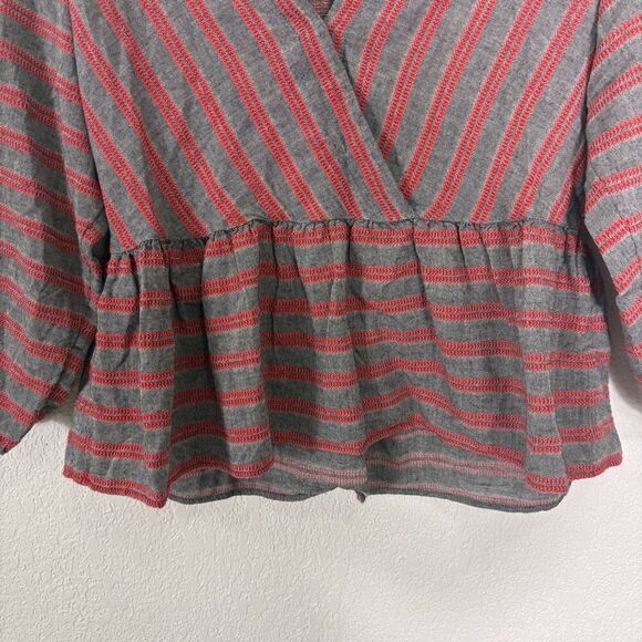 Madewell Grey with Red Striped V Neck 3/4 Sleeve V Neck Blouse Top Size Small - Picture 5 of 10